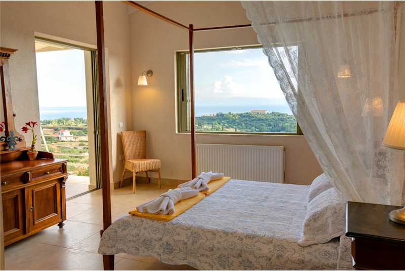  Villa Corali master bedroom