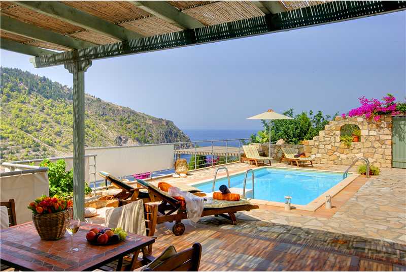 Villa Elea swimming pool overlooking the sea