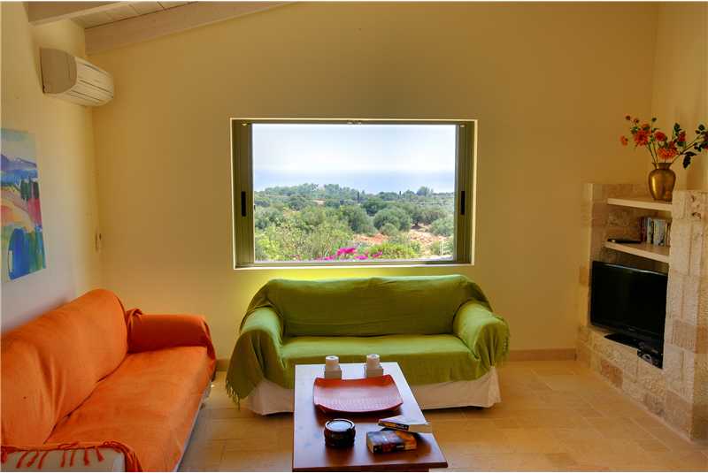  Villa Litorina relax  in the lounge admiring the views