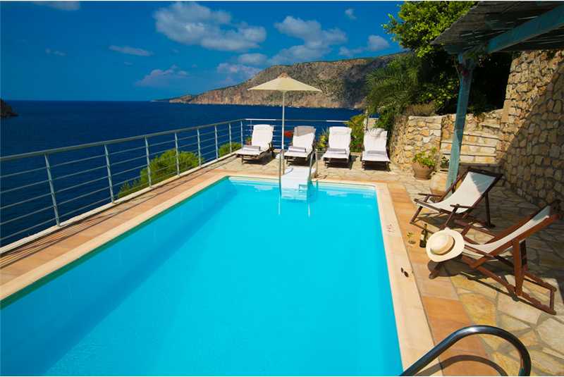  Villa Maistrali pool and gorgeous sea views